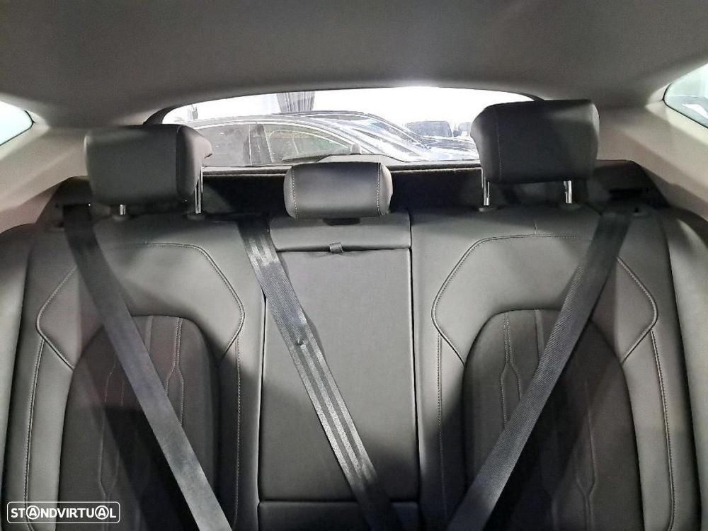 Cupra Formentor 1.4 e-Hybrid Plus DSG - 6