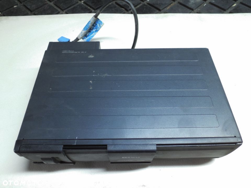 RENAULT ESPACE IV ZMIENIARKA PŁYT CD ALPINE COMPACT DISC CHANGER 8200207100 - 1