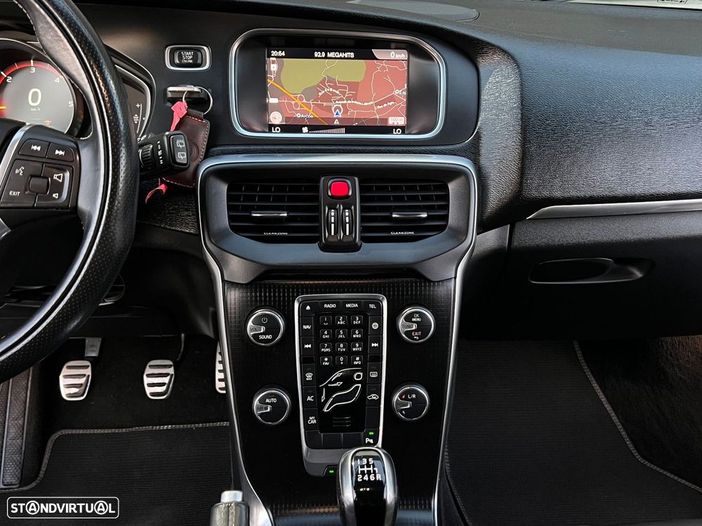 Volvo V40 2.0 D2 R-Design - 21