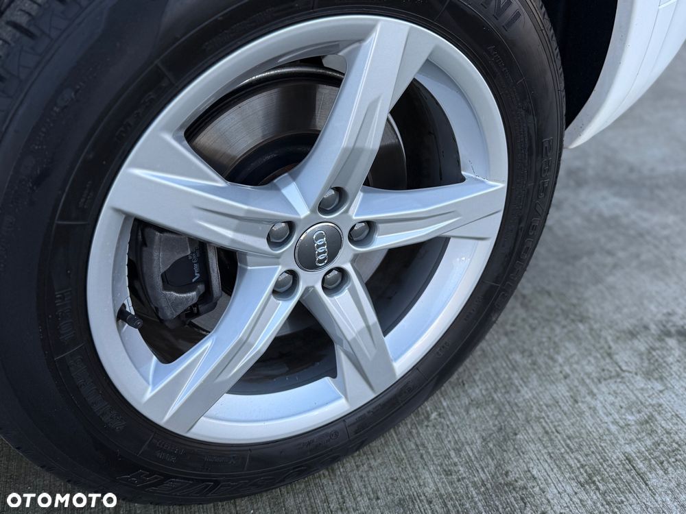 Audi Q5 35 TDI Quattro S tronic design - 17