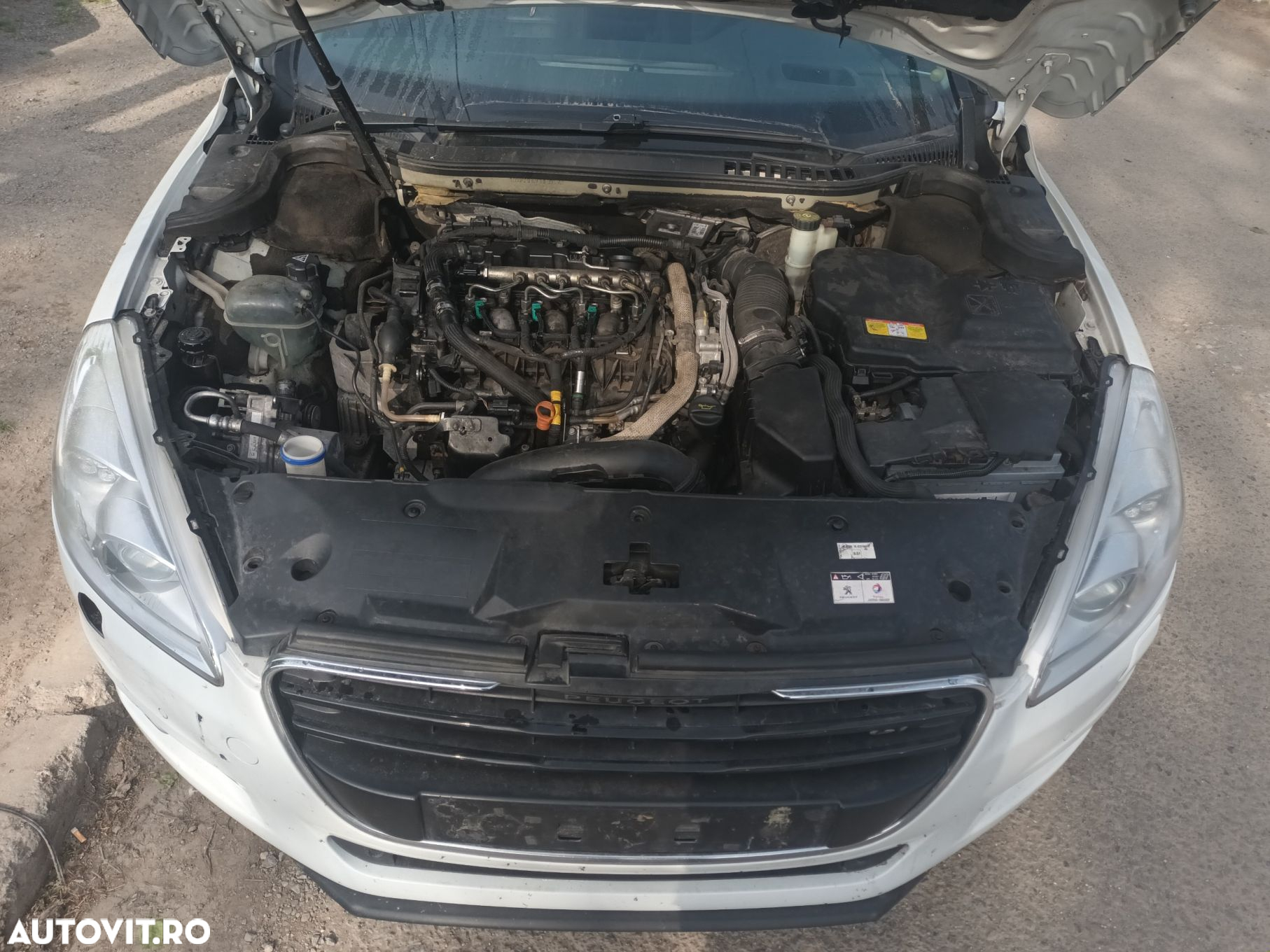 Dezmembrari  Peugeot 508  2010  > 0000 2.2 HDi Motorina - 3