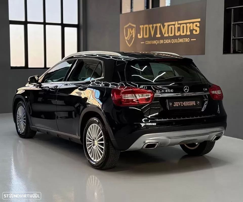 Mercedes-Benz GLA 200 (CDI) d 7G-DCT Urban - 4