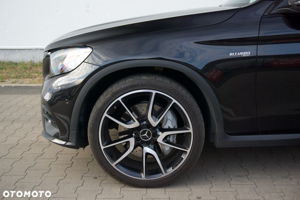 Mercedes-Benz GLC - 24