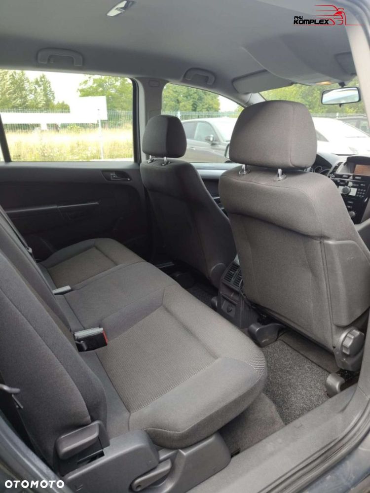 Opel Zafira - 14