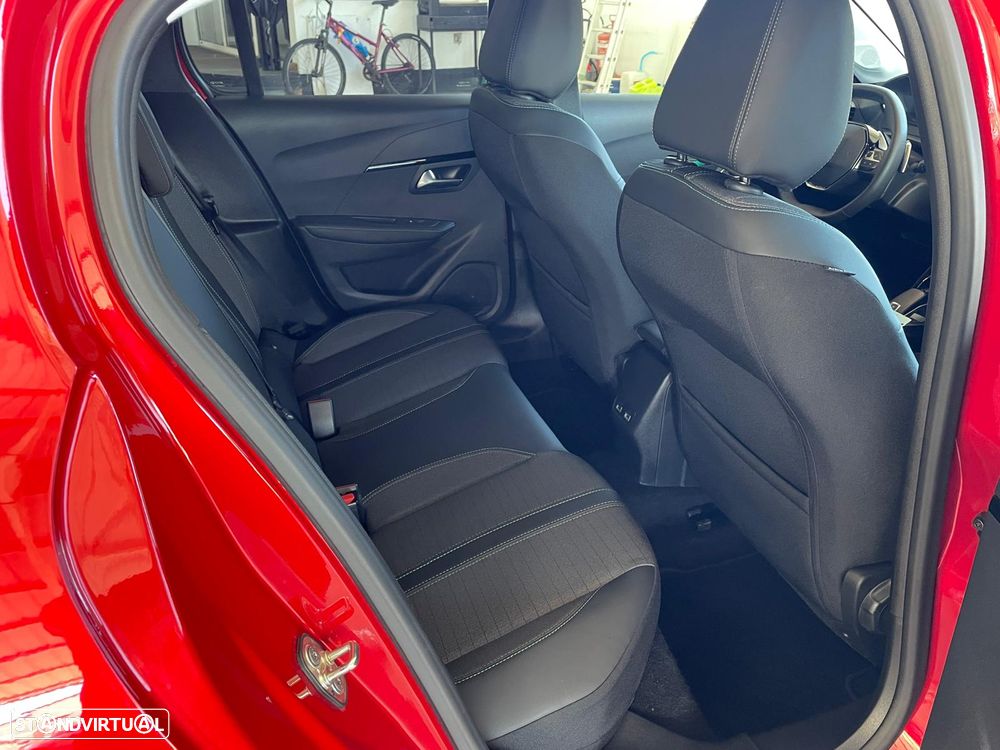 Peugeot 208 1.2 PureTech Allure Pack EAT8 - 24
