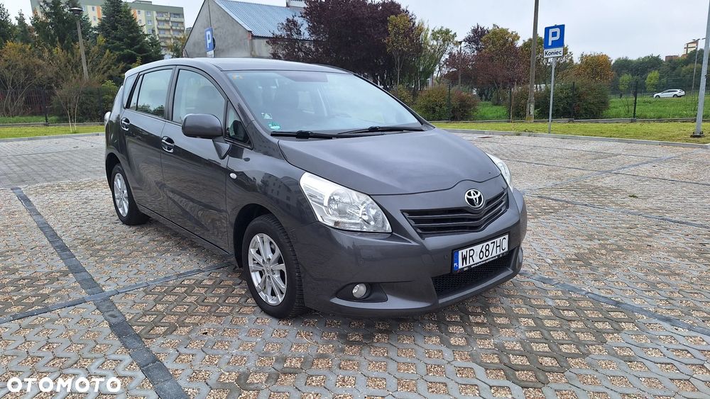 Toyota Verso 1.8 Premium - 1