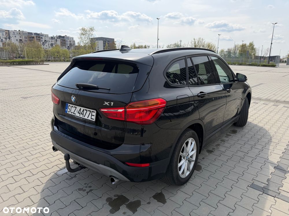 BMW X1 xDrive20d - 13