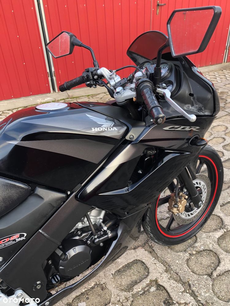 Honda CBR - 7
