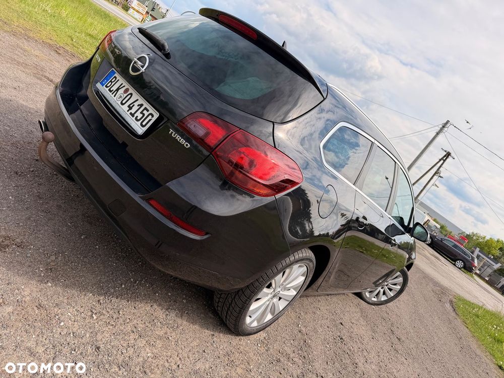 Opel Astra 1.4 Turbo Innovation - 32