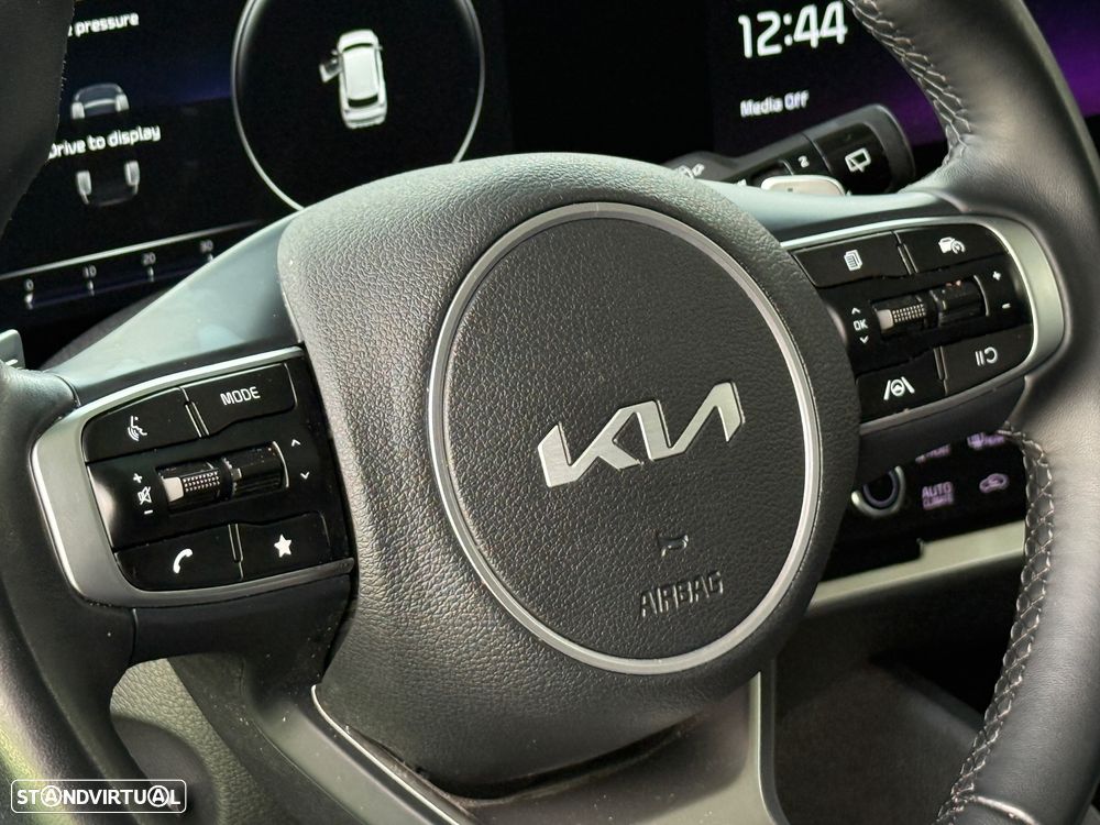 Kia Sportage 1.6 T-GDI Tech 7DCT - 17