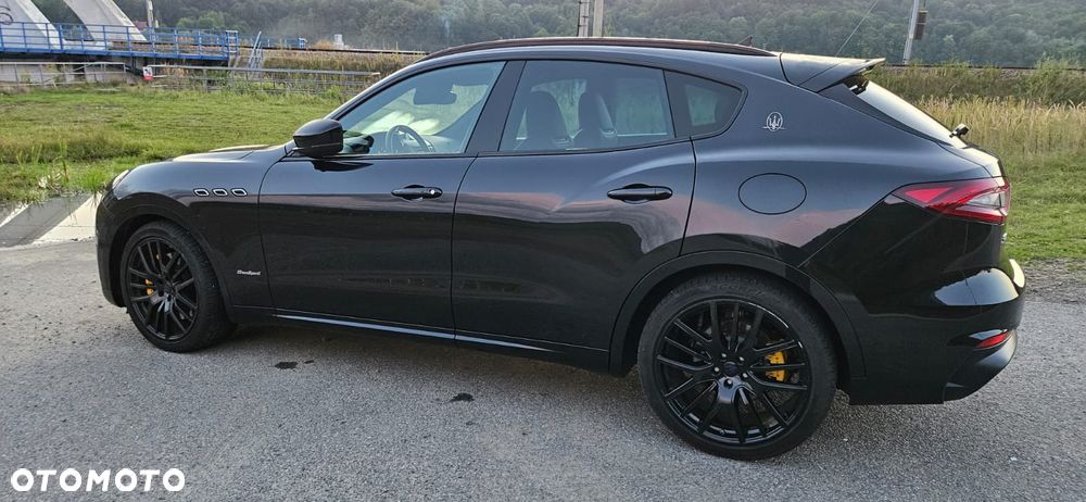 Maserati Levante - 7
