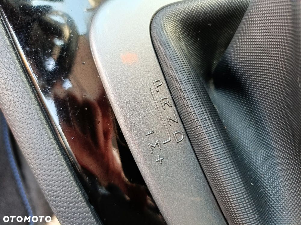 Renault Clio TCe 120 EDC GT - 16