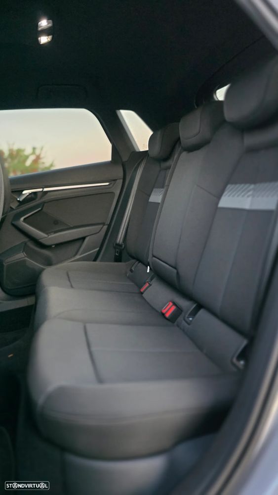 Audi A3 Sportback 40 S tronic sport - 24