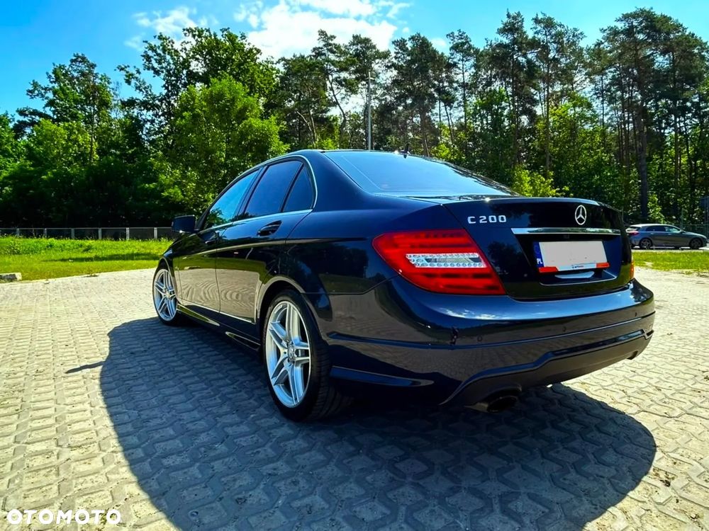 Mercedes-Benz Klasa C 200 CGI Automatik BlueEFFICIENCY Avantgarde - 6