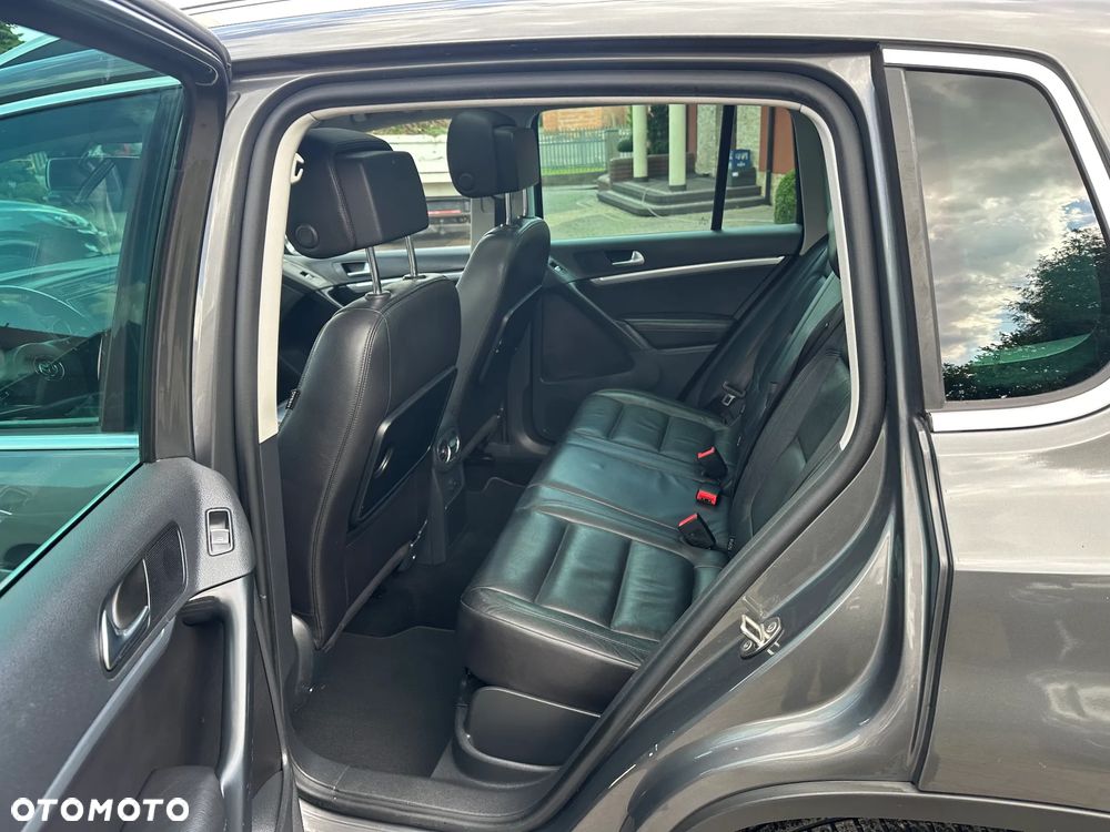 Volkswagen Tiguan - 10