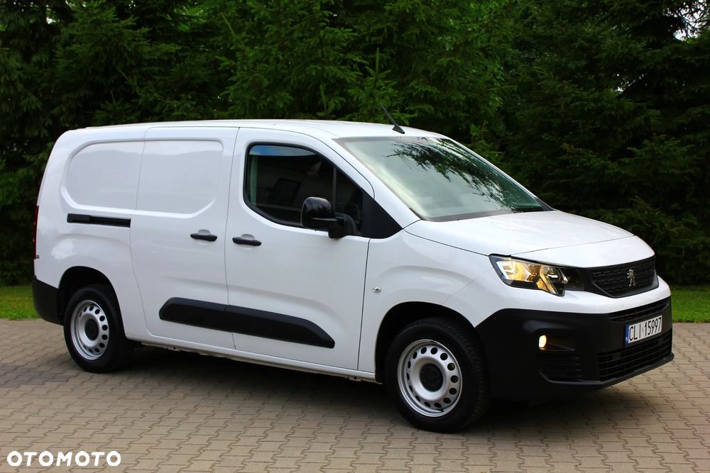 Peugeot PARTNER 1.5HDI 130KM AUTOMAT 8 BIEGÓW LONG DŁUGI 3 OSOBOWY PERFEKT AUTO NAVIGACJA KAMERY,ASYSTENTY,VF23% - 22