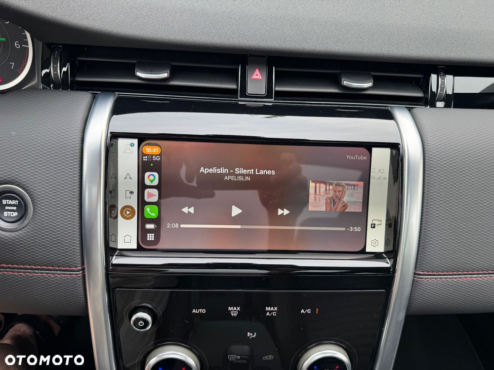 Land Rover Discovery Sport P300e R-Dynamic HSE - 25