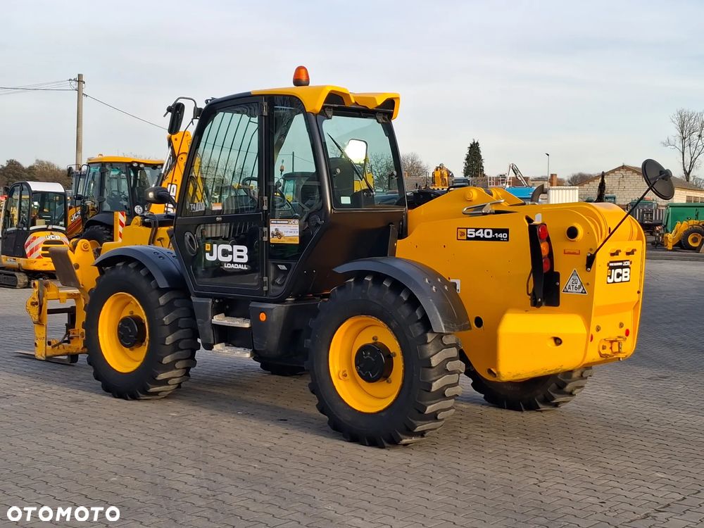 JCB 540 - 140 Hi Viz - 3