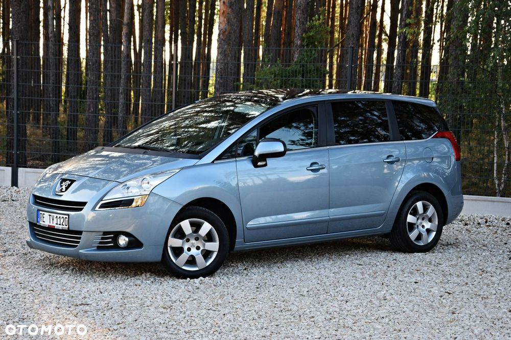 Peugeot 5008 - 12