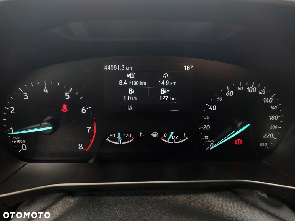 Ford Focus 1.0 EcoBoost Titanium X - 19