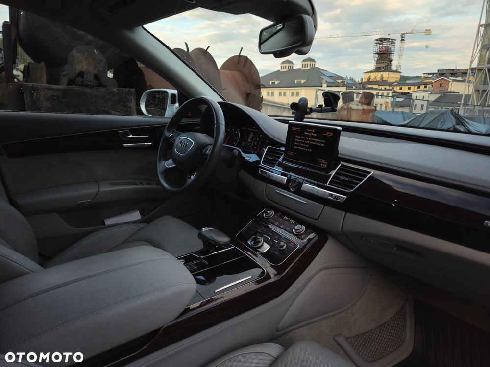 Audi A8 4.2 FSI Quattro tiptronic Langversion - 23