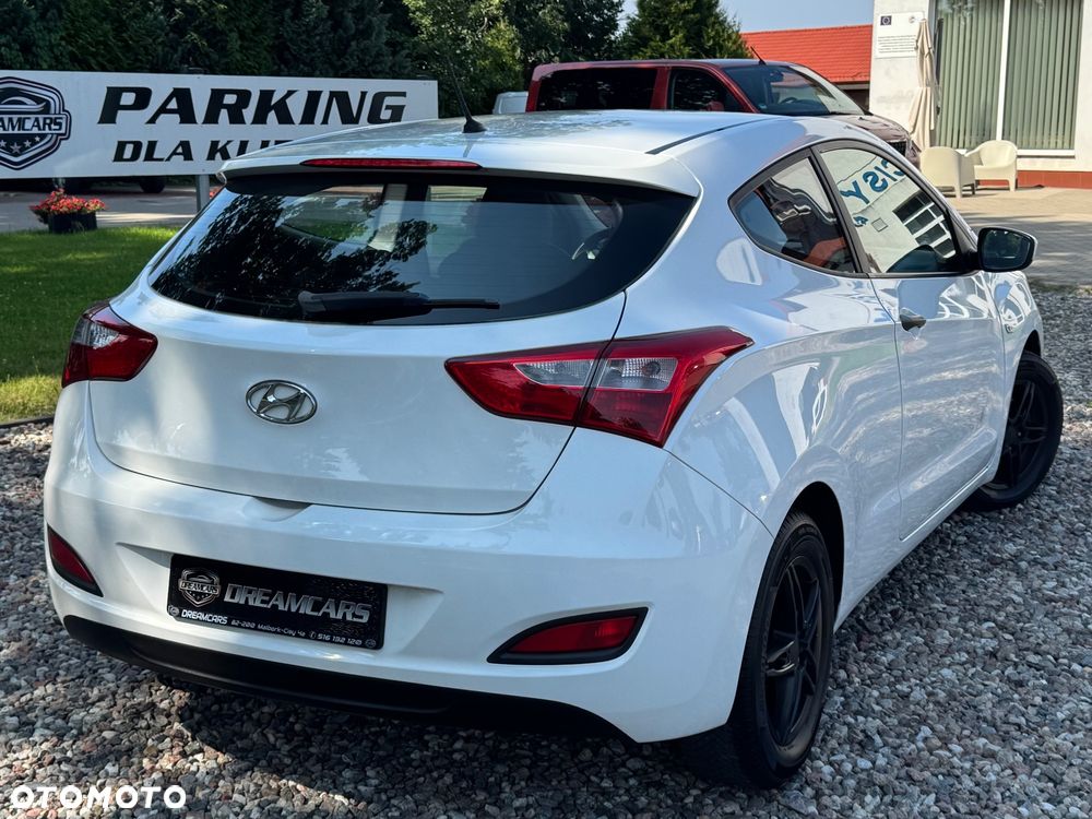 Hyundai i30 - 12