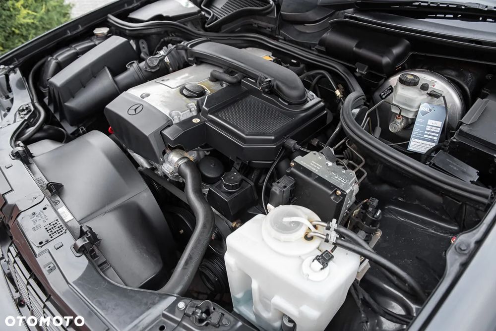 Mercedes-Benz Klasa E - 29