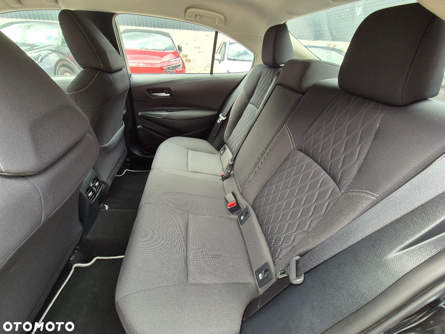 Toyota Corolla - 8