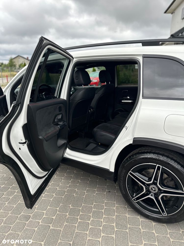 Mercedes-Benz GLB 250 4-Matic AMG Line 8G-DCT - 10