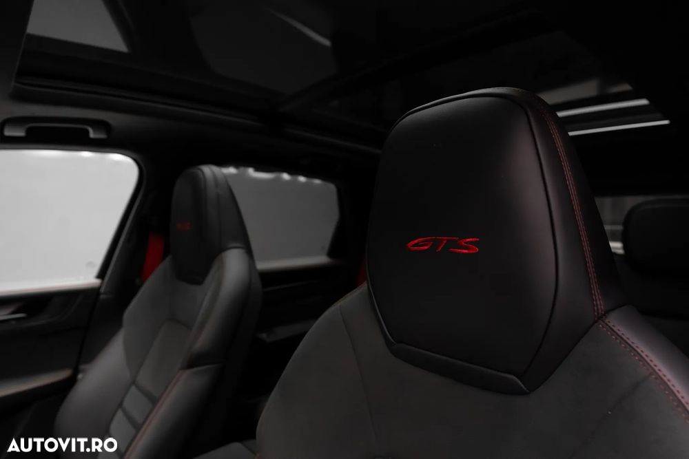 Porsche Cayenne GTS - 25