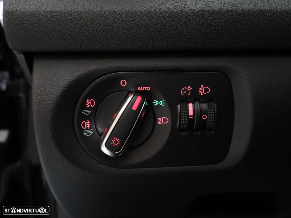 Audi A3 Cabrio 1.6 TDi S-line - 21