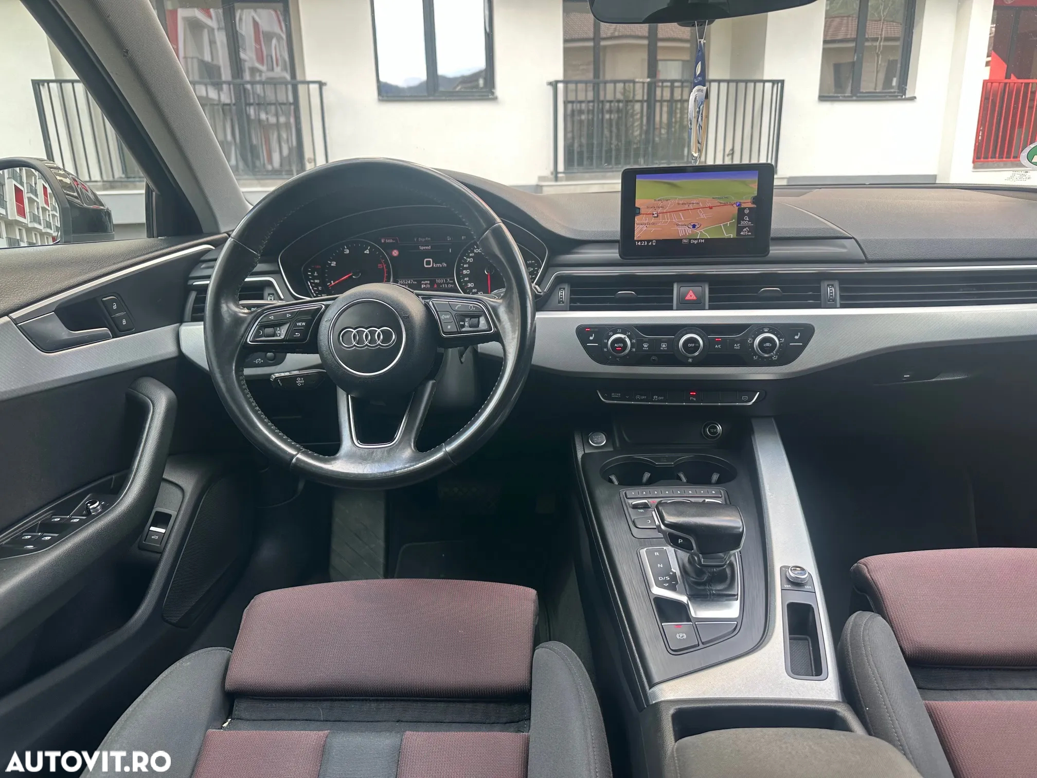 Audi A4 Avant 2.0 TDI ultra S tronic - 11