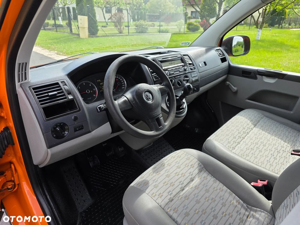 Volkswagen Transporter L1H2 - 10