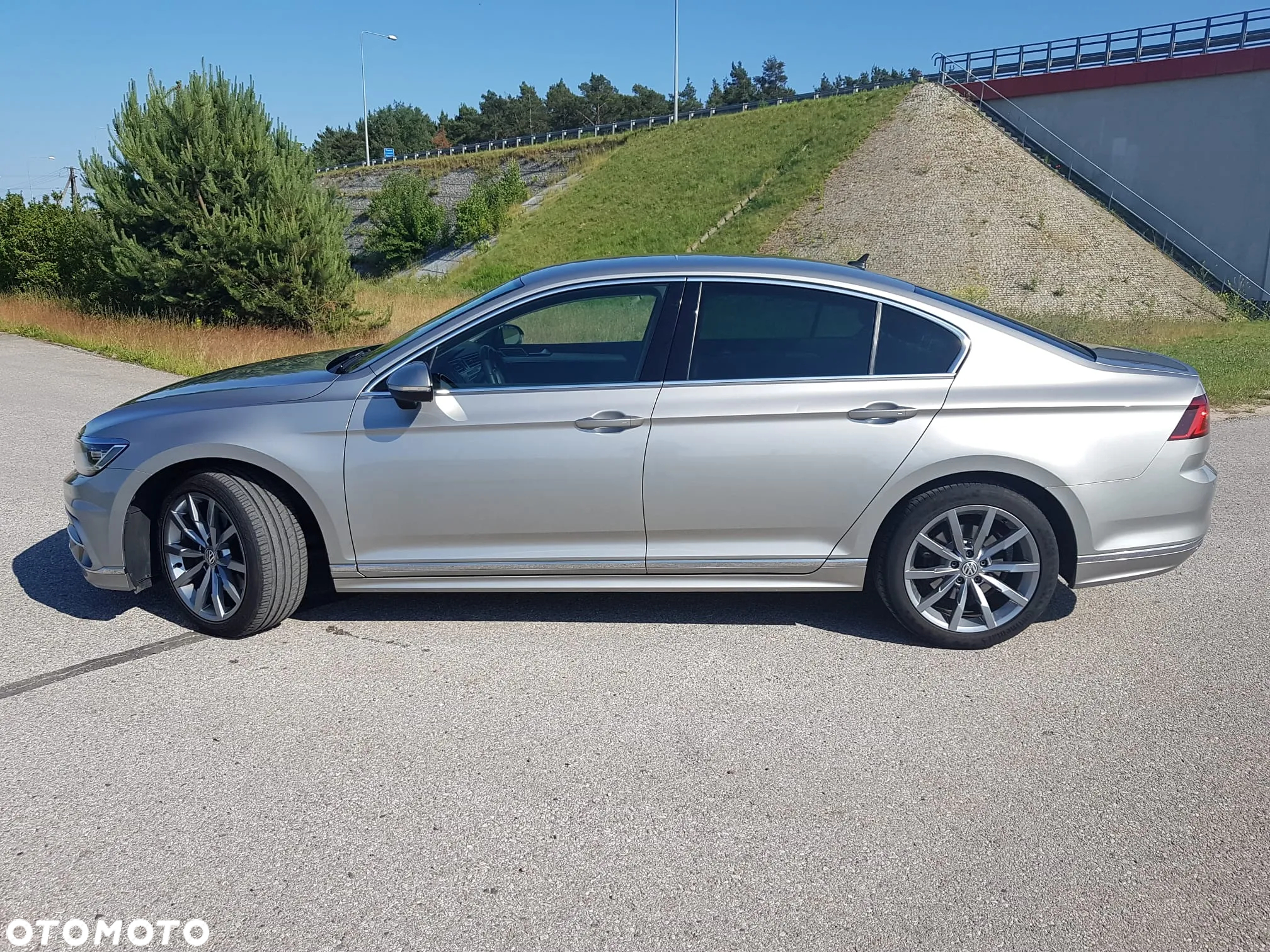 Volkswagen Passat 2.0 TDI BMT Highline DSG - 5