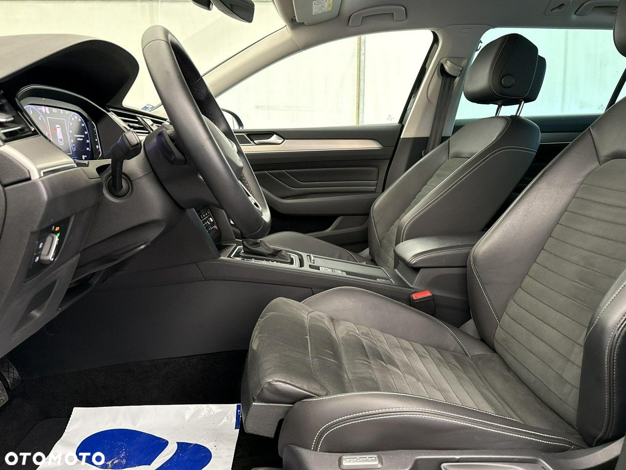 Volkswagen Passat 2.0 TDI 4Mot Elegance DSG - 12