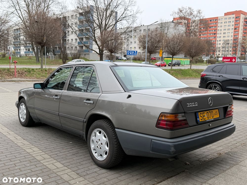 Mercedes-Benz W124 (1984-1993) - 4