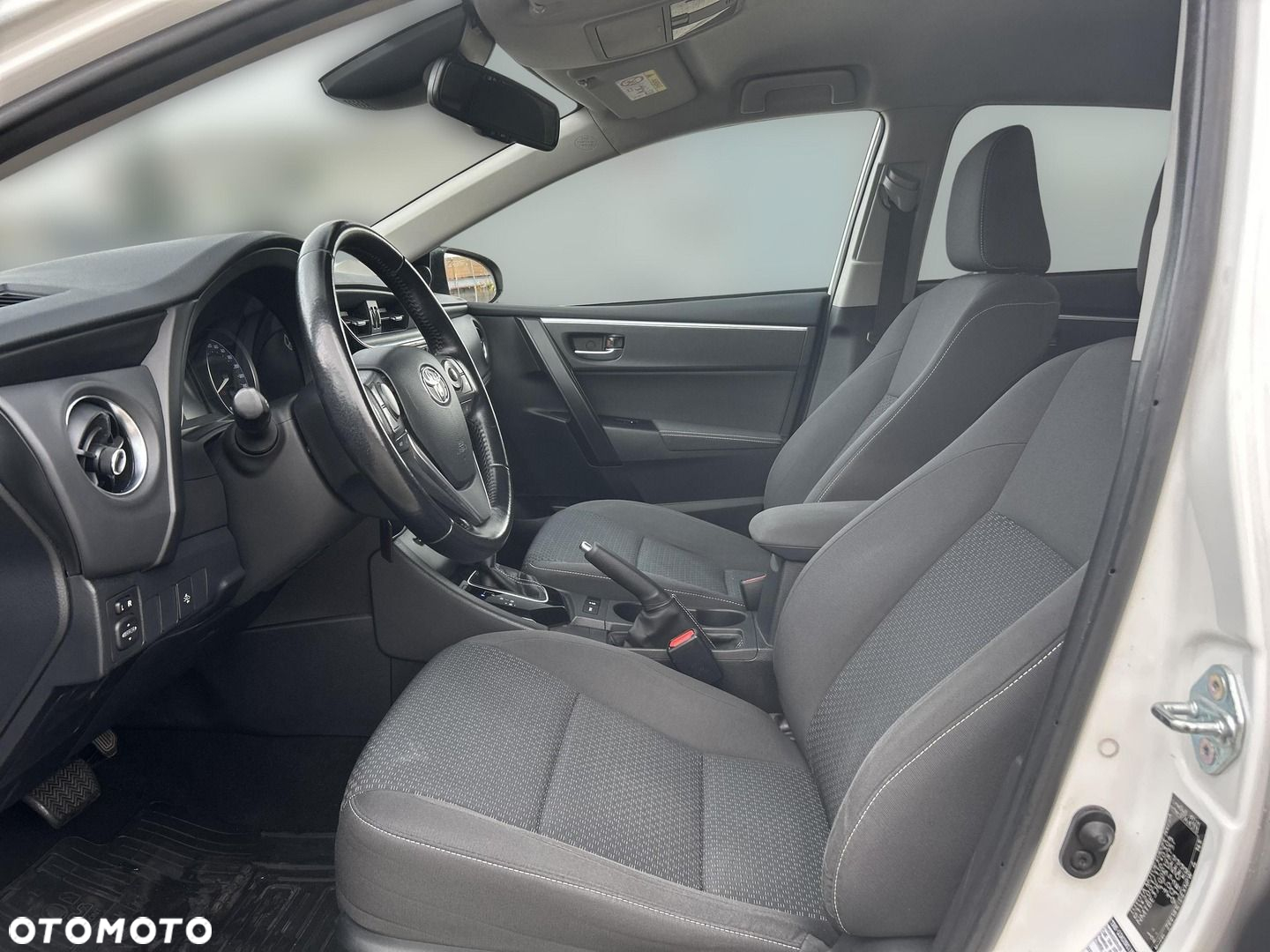 Toyota Corolla 1.6 Premium MS EU6 - 14