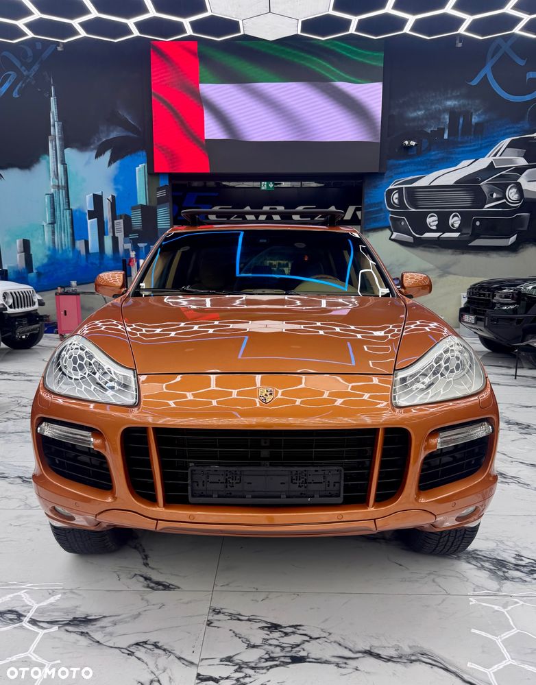 Porsche Cayenne - 11