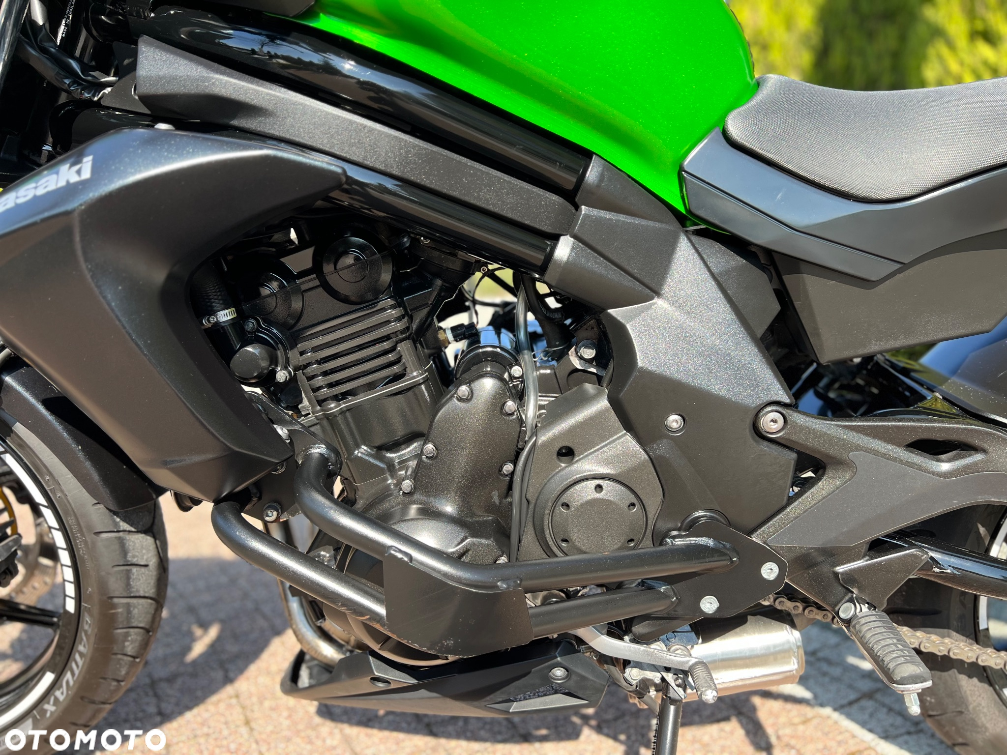 Kawasaki ER - 25