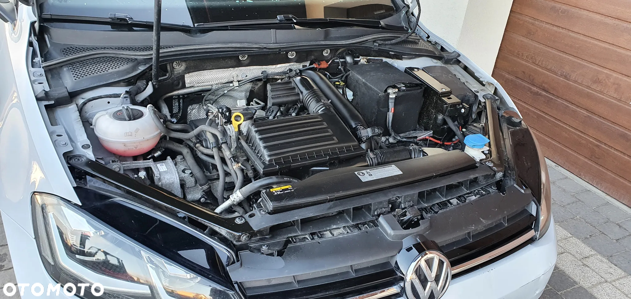 Volkswagen Golf - 5