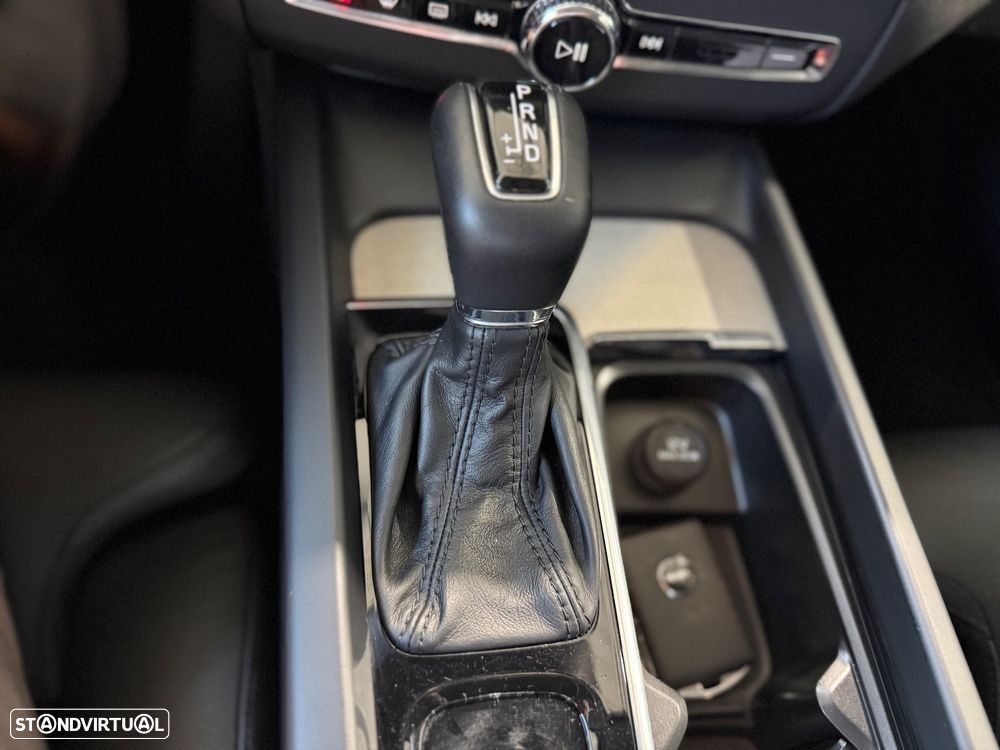 Volvo XC 40 2.0 D4 Inscription AWD - 35