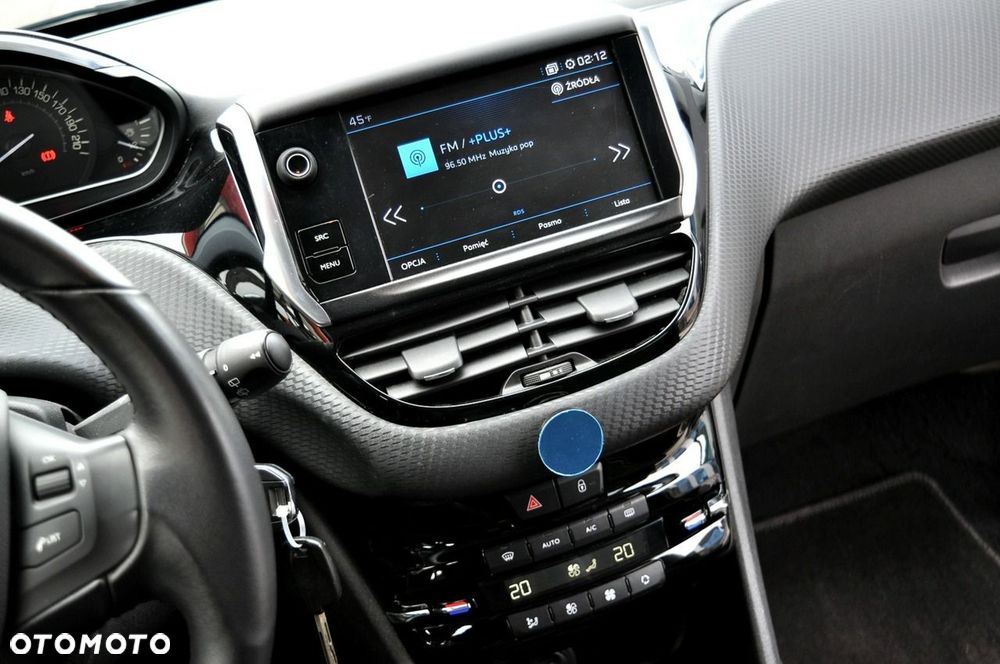 Peugeot 2008 PureTech 82 Style - 13