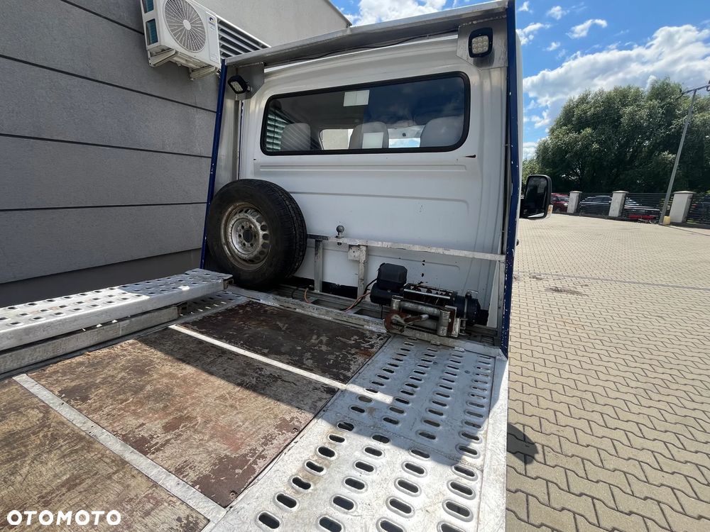 Mercedes-Benz Sprinter - 5