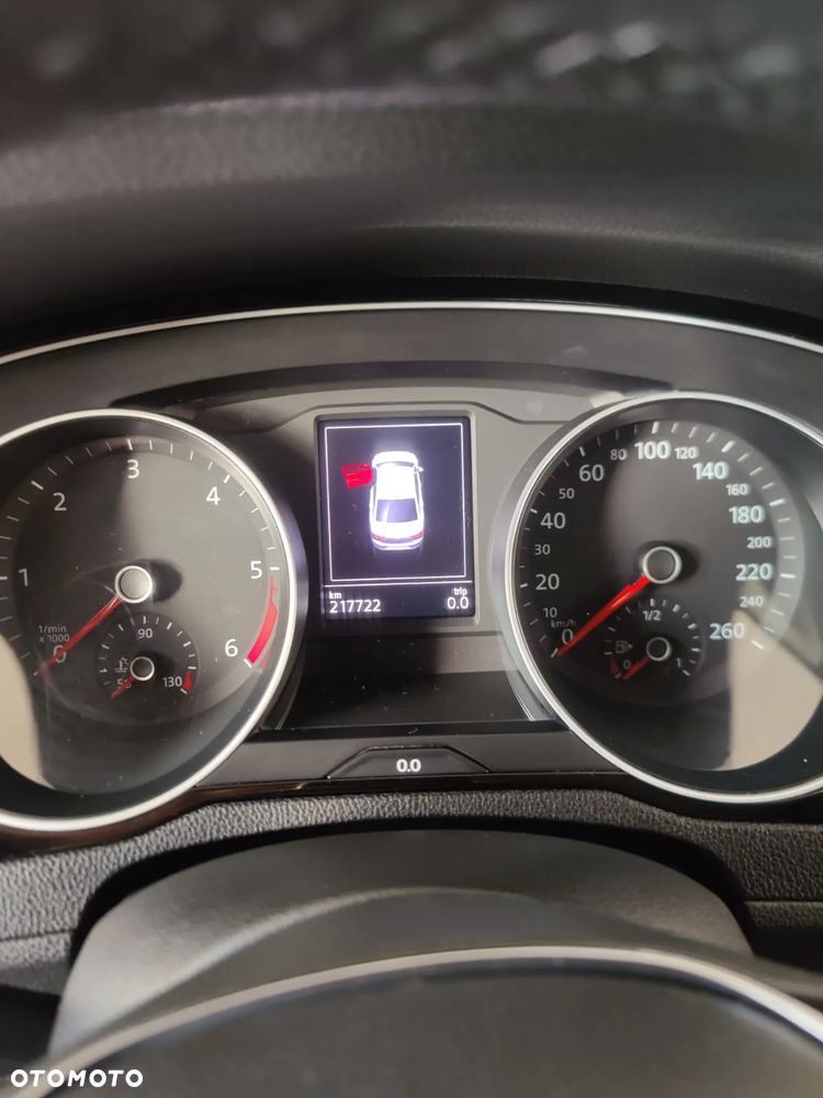 Volkswagen Passat - 7