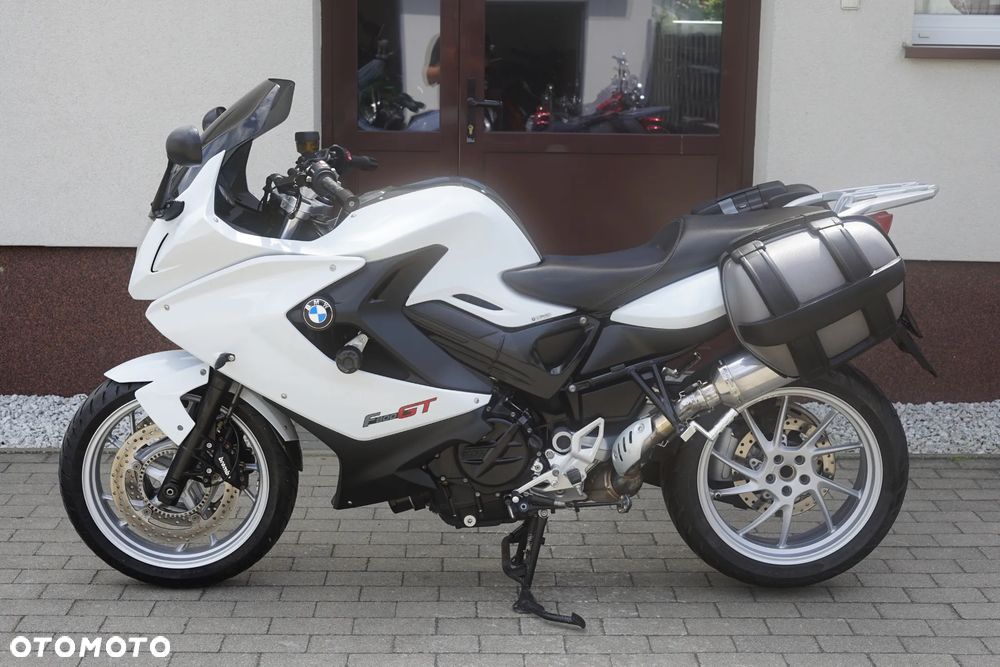 BMW F - 20