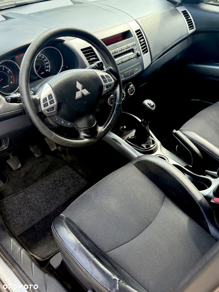 Mitsubishi Outlander 2.0 2WD XTRA - 8