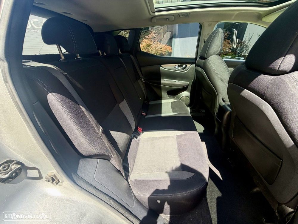 Nissan Qashqai 1.5 dCi 360 - 10