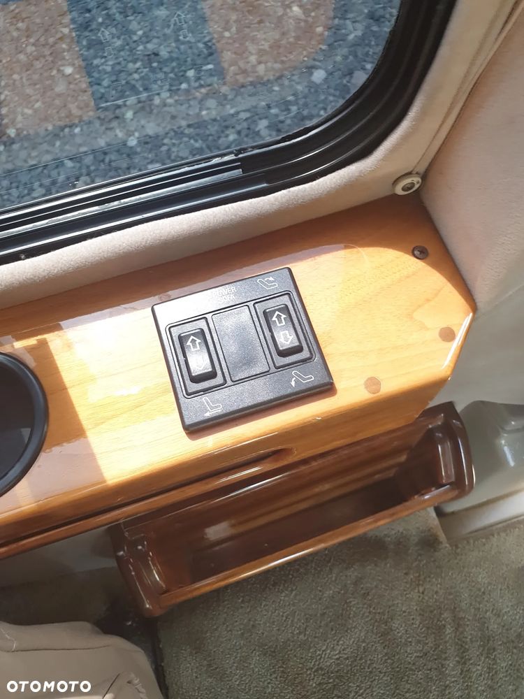 Chevrolet Astro - 35