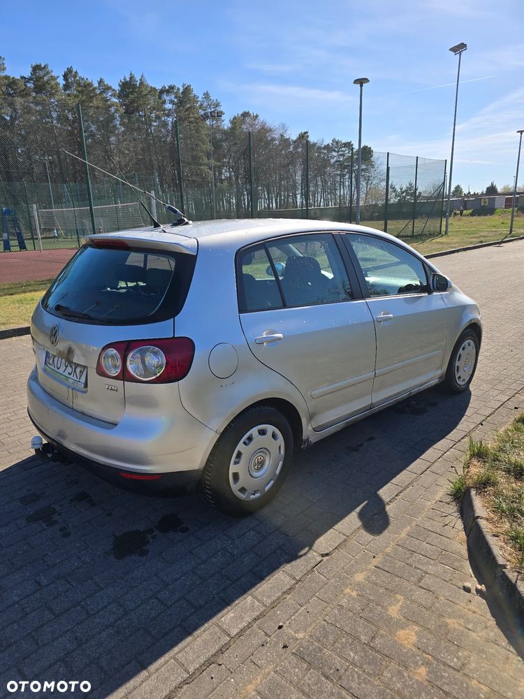 Volkswagen Golf Plus 1.9 TDI Comfortline - 3