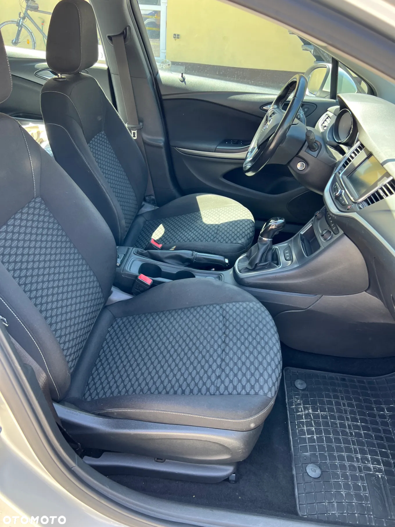Opel Astra V 1.0 T Enjoy S&S - 24